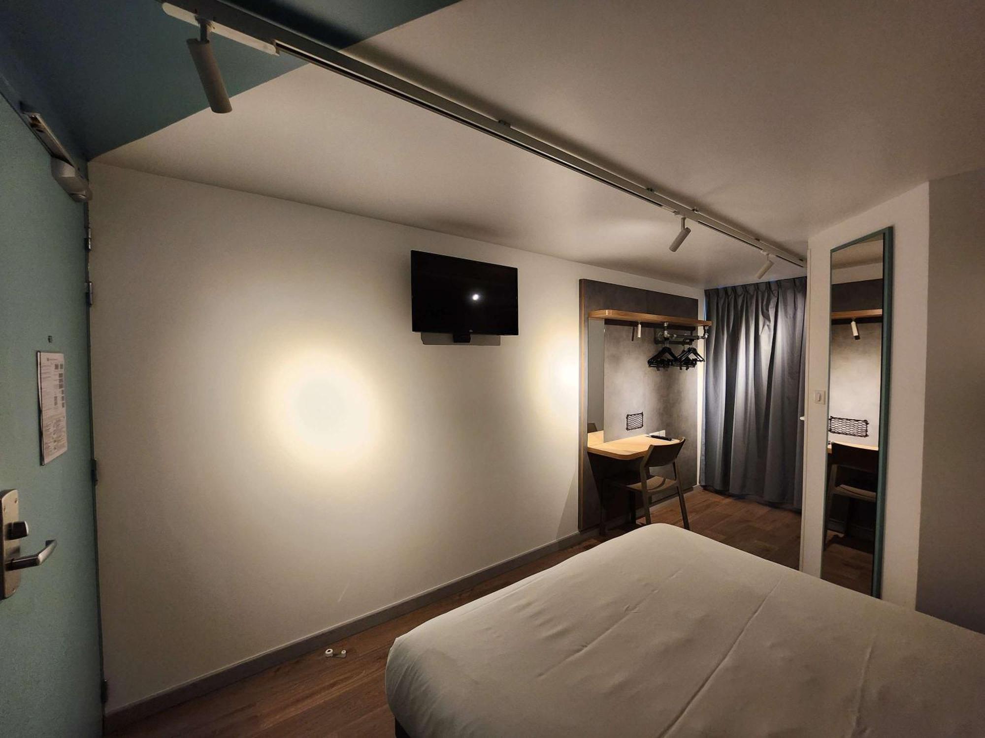 Ibis Budget Chambourcy Saint Germain Exteriör bild