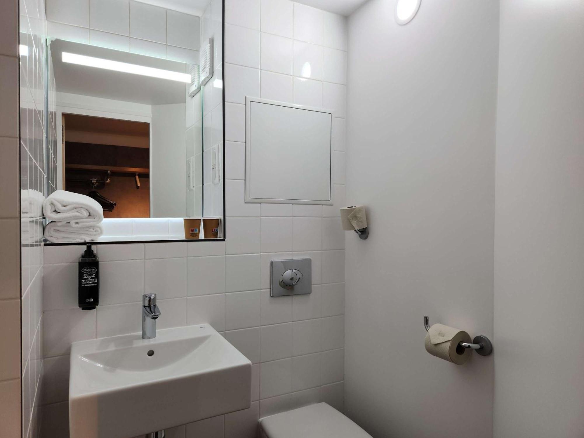 Ibis Budget Chambourcy Saint Germain Exteriör bild