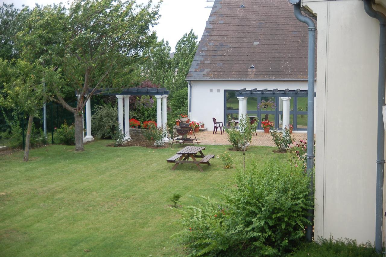 Ibis Budget Chambourcy Saint Germain Exteriör bild